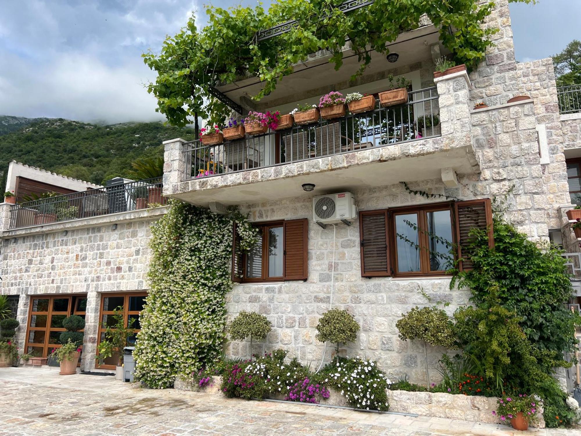 Villa Nikoleta Cattaro Esterno foto